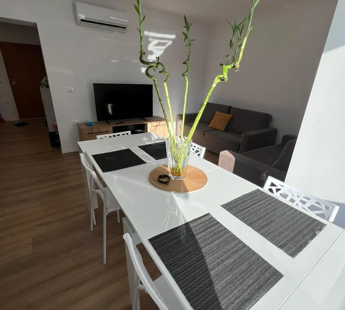 Old Bazaar Apartament Tirana Apartment